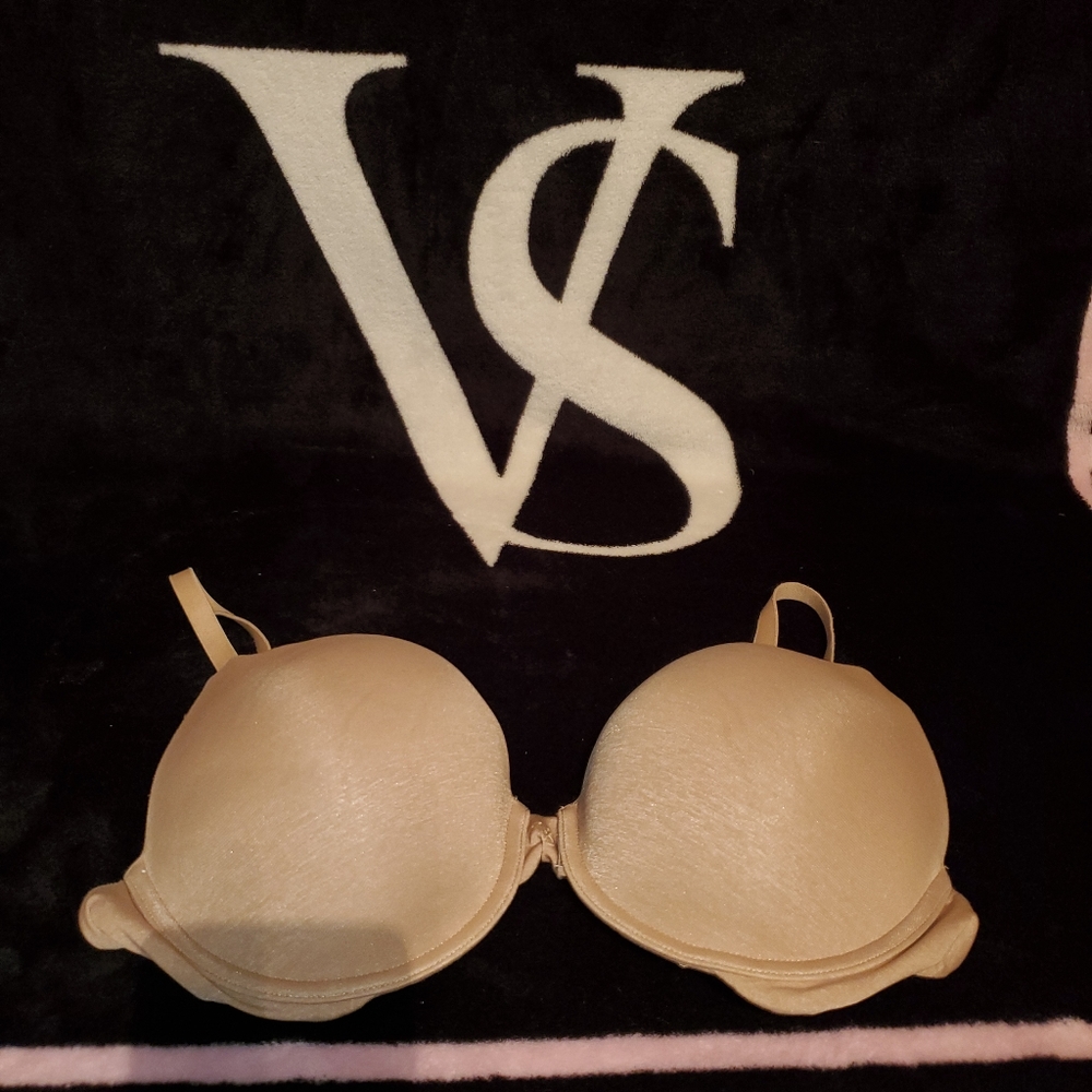 Victoria's Secret Nude Padded Perfect Coverage Bra